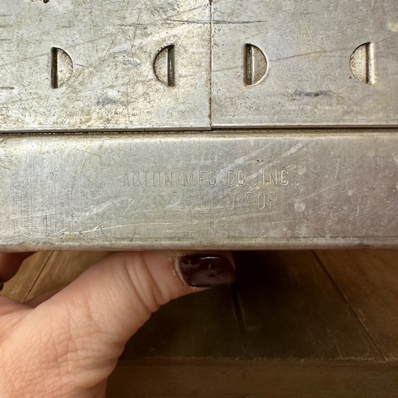 Vintage Coca-Cola Metal 6 pack bottle carrying container. - Picture 3 of 10